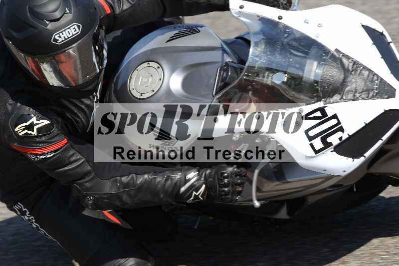 /44 09.08.2025 Plüss Moto Sport ADR/Freies Fahren/504